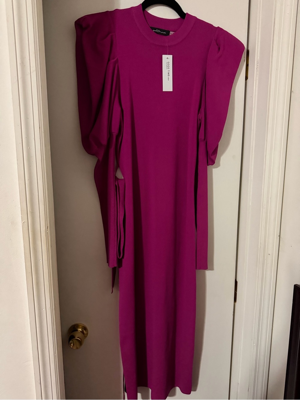 Women’s Bodycon Fuchsia Midi Dress with Statement Sleeves 1X